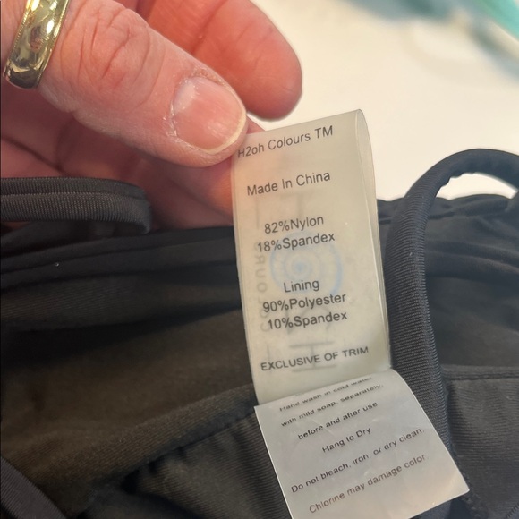 H2OH Colours Stylish Black and Teal Smocked Bikini Tops Spandex Blend Sz XL - Picture 4 of 6